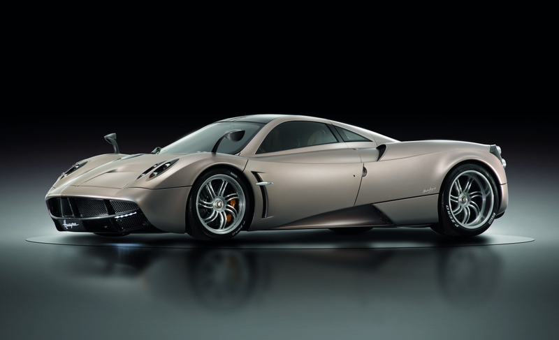 Illustration for article titled The Pagani Huayra Has The Worst Factory Wheels